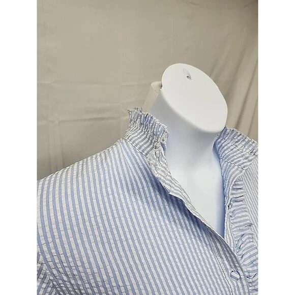 Women’s  Blue/White Striped Ruffle Detail  seersucker Button Up Blouse size XXL - Picture 4 of 9